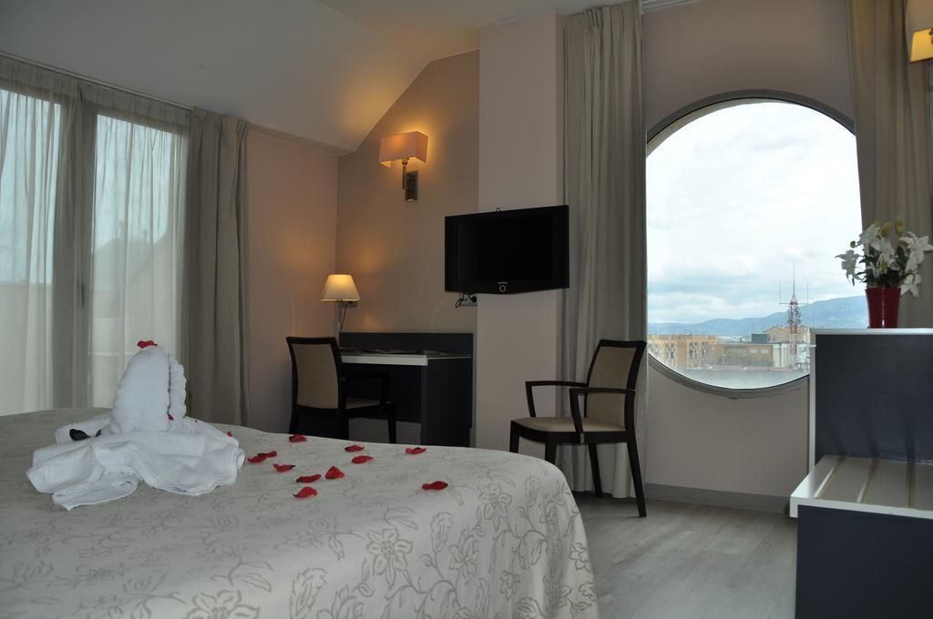 Hotel Vila De Muro Muro de Alcoy Eksteriør billede