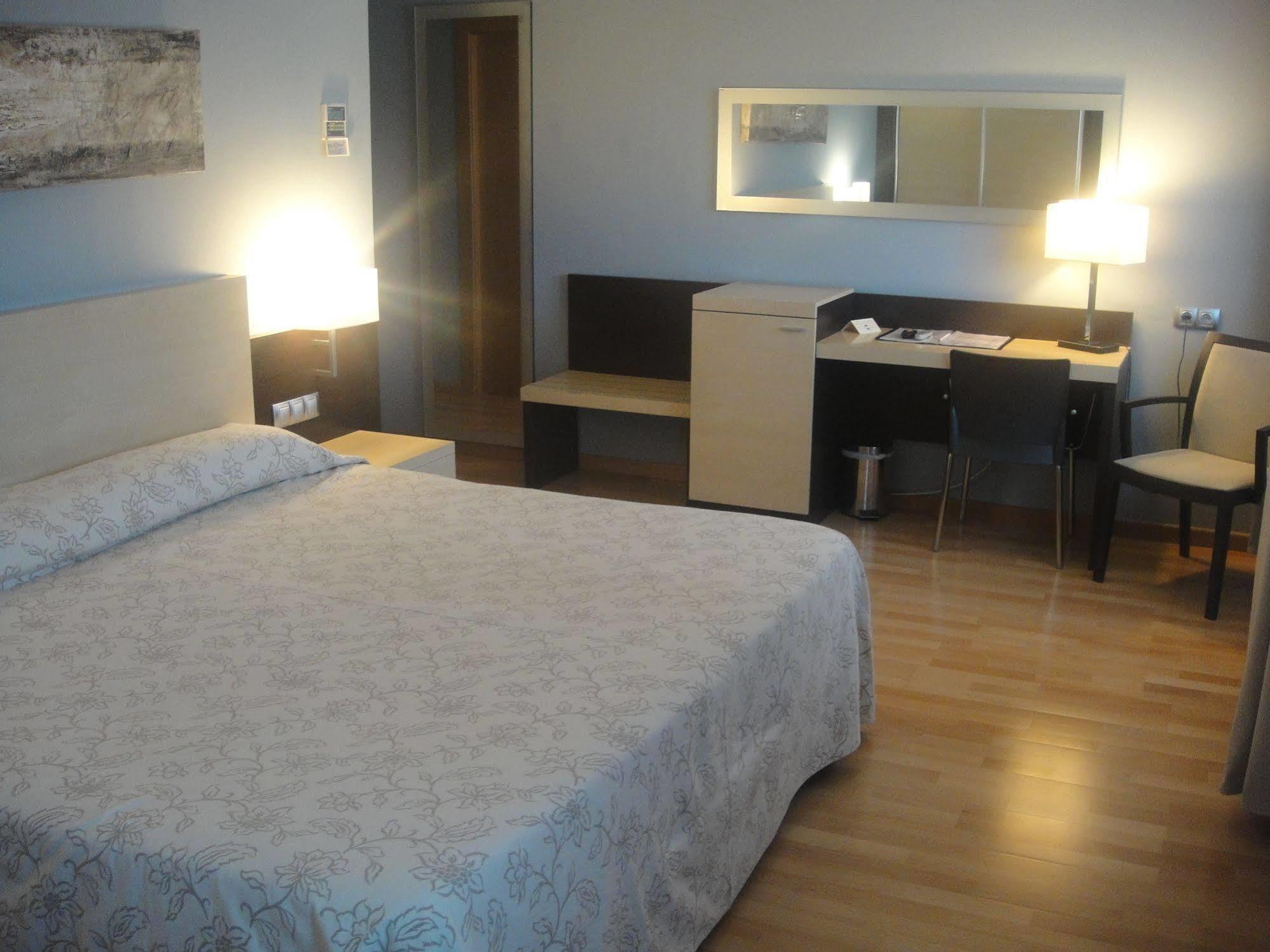 Hotel Vila De Muro Muro de Alcoy Værelse billede